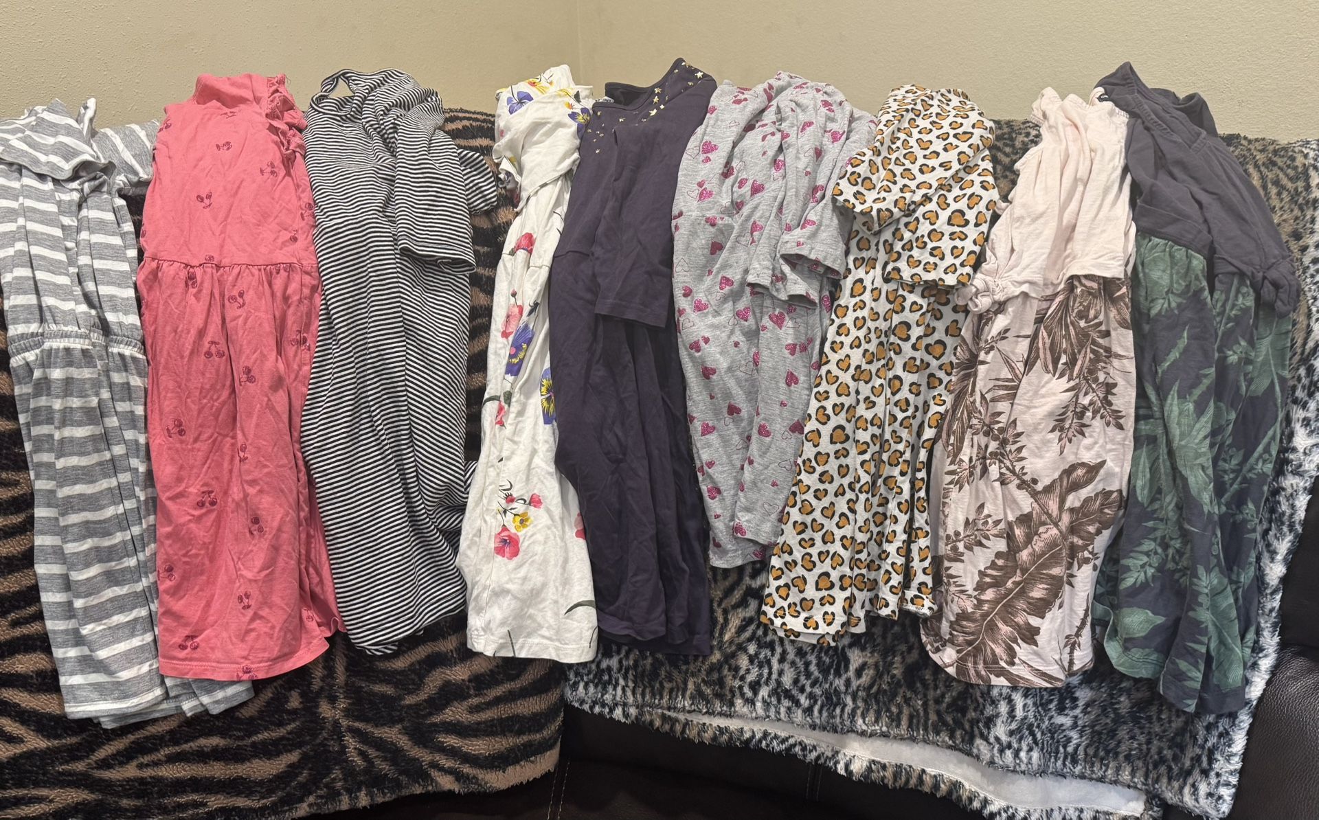 GUC Size 7/8 Dresses