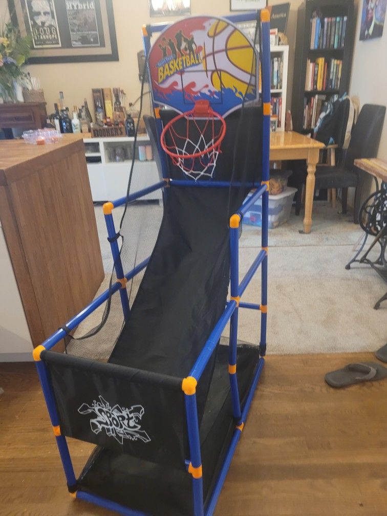 kid basketball hoop