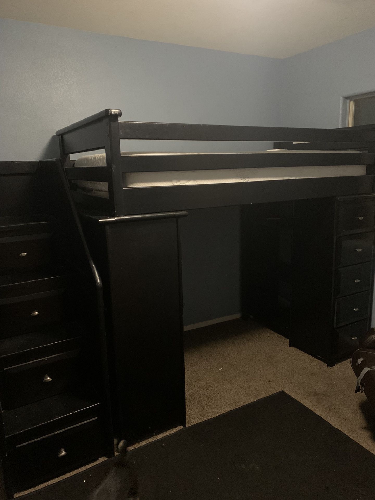 Bed/Stairs/Desk/Shelves