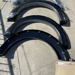 2004 Ford Fender Extension