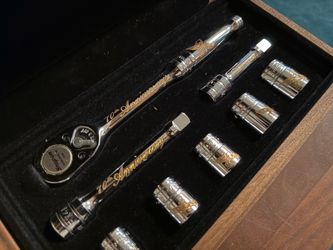 Snap on collectors