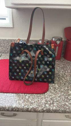 Dooney & Bourke Purse