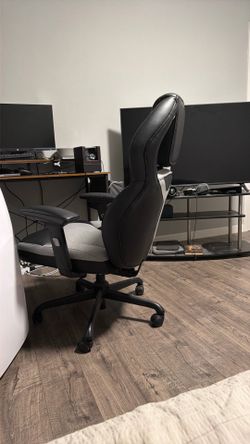 desk chair