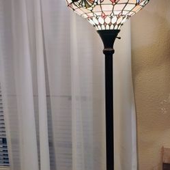 Tiffany Style Lamp