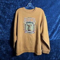Tan and brown vintage Buck Brewery sweatshirt