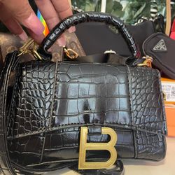 Purses.. 