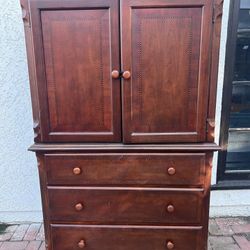 Armoire