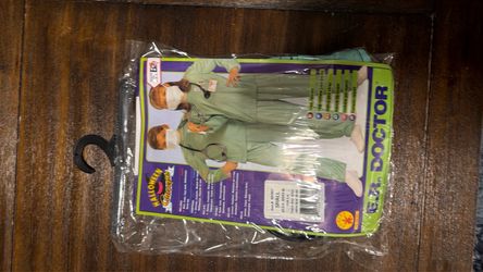 ER Doctor costume size Small