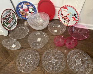 15 Serving platters and bowls