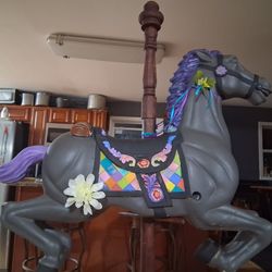 Large, Spinable Carousel Horse