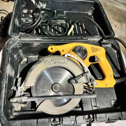 🔧 DeWalt DW378G 7 ¼″ Framing Circular Saw – Corded, 15 Amp – Tested & Works Great (Original Case)