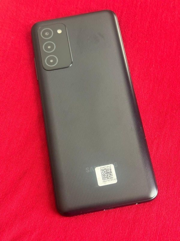 Samsung Galaxy A03s , Unlocked for all Company Carrier , Excellent Condition Like New
