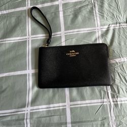 Small Coach wrist wallet
