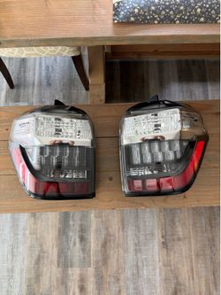 2014-2024 Toyota 4Runner OEM Tail Lights Pair 5th Gen