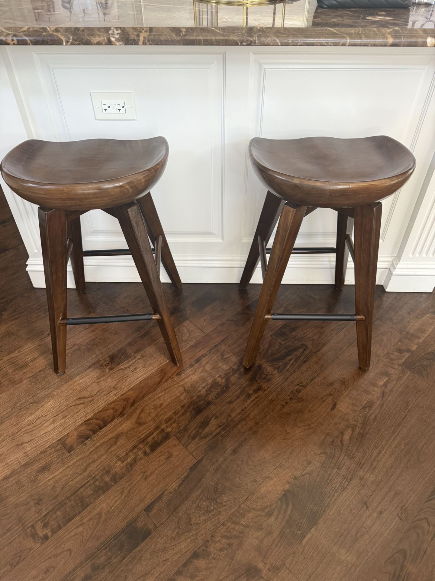 Kitchen Island Stools