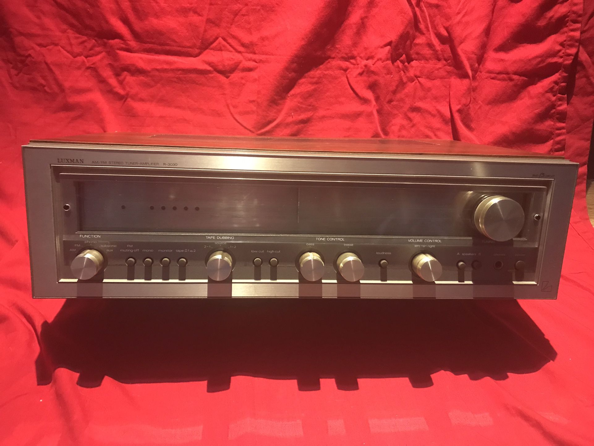 Luxman R3030 Am Fm Stereo Tuner Amplifier 