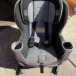Graco Extend2Fit Car Seat