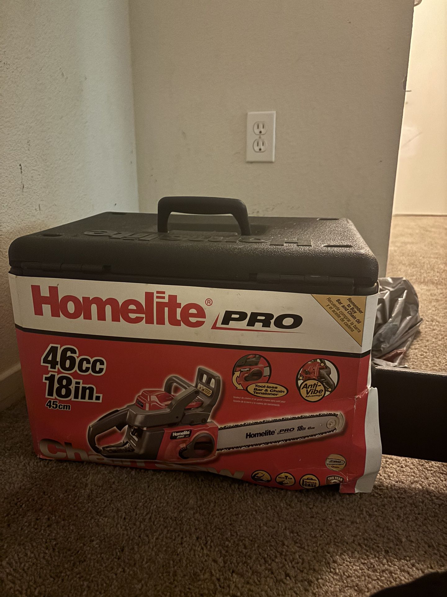 Homelite Pro Chainsaw 18in 46cc