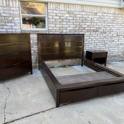 Pulaski Tangerine Queen Bedroom Set (3-piece)