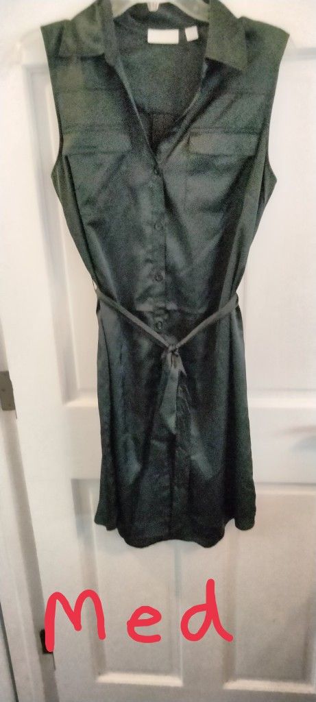 Ladies Size Medium Black Dress