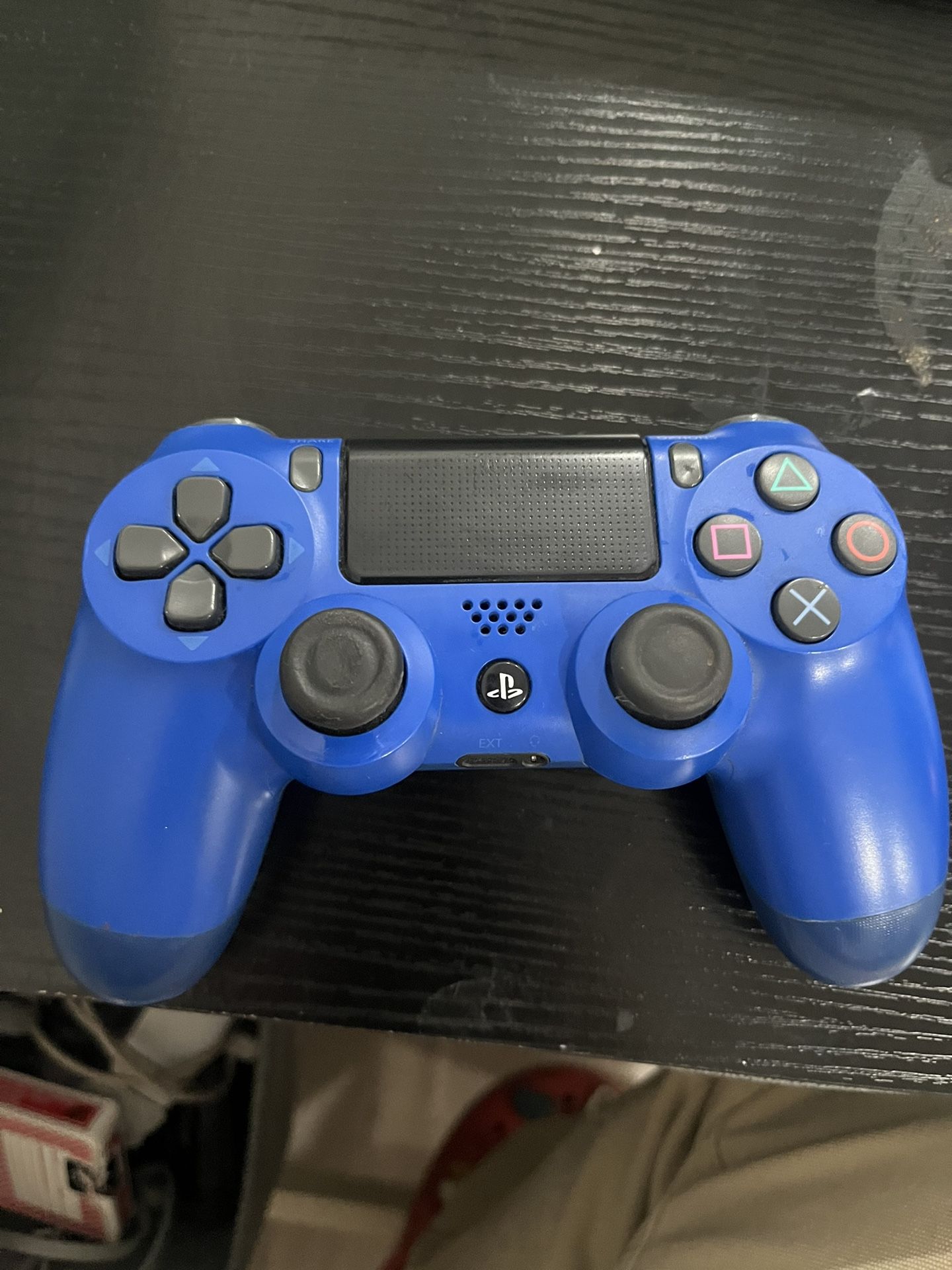 PS4 Controller