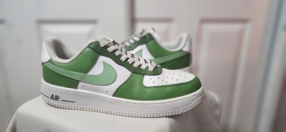 Custom Painted Nike Air Force 1