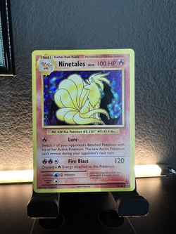 NINETALES EVOLUTIONS HOLO