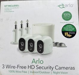 Arlo 3 Wire-Free HD Security Camera Kit