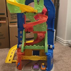 Fisher-Price Little People Sit 'n Stand Skyway playset
