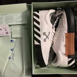 Off White Vulc White Grey SIZE 8M