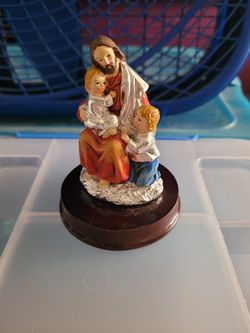 Mary Joseph With The Baby Jesus Statue