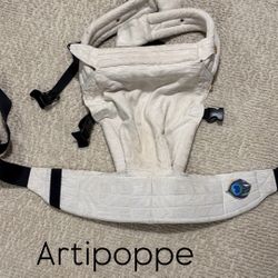 Artipoppe Baby Carrier 