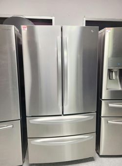 LG 4‑Door French Door Fridge – Stainless, Ice Maker, Clean