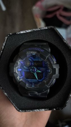Casio G-shock watch comes with box