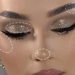 Alluring Face Golden Shimmer & Golden Glitter