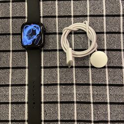 Apple Watch SE 3 GPS, 44mm Midnight Aluminum Case with Midnight Sport Band - M/L Brand NEW