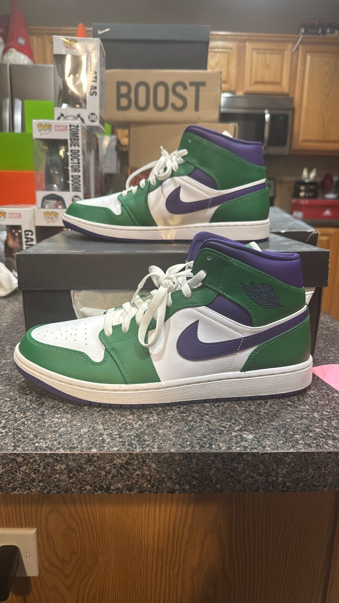 Jordan 1 Incredible Hulks Size12