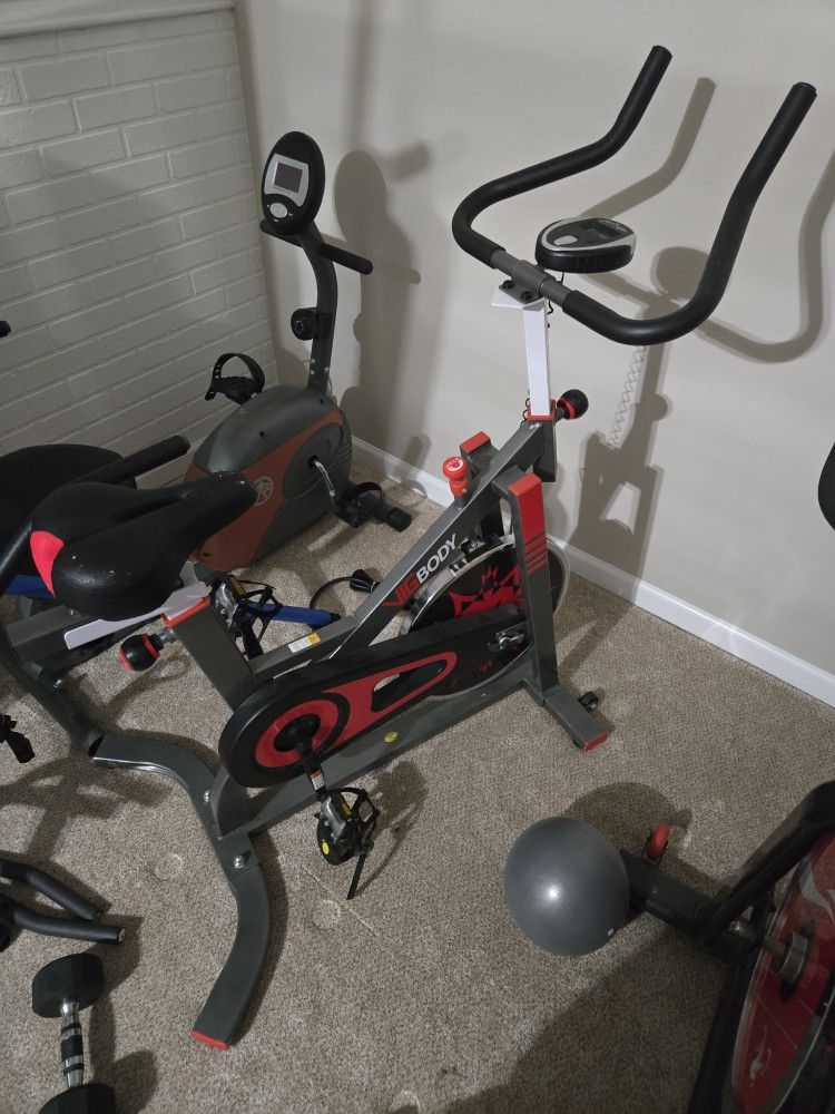 Vigbody Belt Drive Exercise Bike