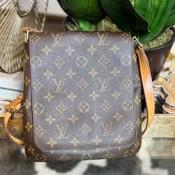 Louis Vuitton Musette Salsa 