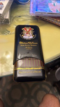 1992 Cigar holder