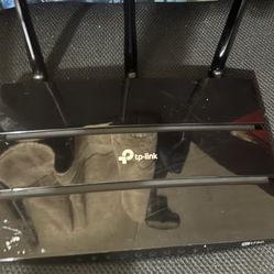 TP LINK Router