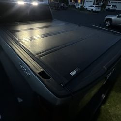 Rev Tonneau Cover 