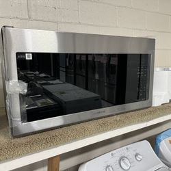 New Convection Microwave Stainless Steel 30” Over The Stove 