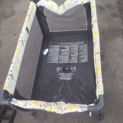 Baby Crib Good Condition