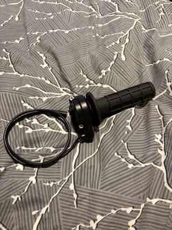 Full twist throttle for E-Bikes