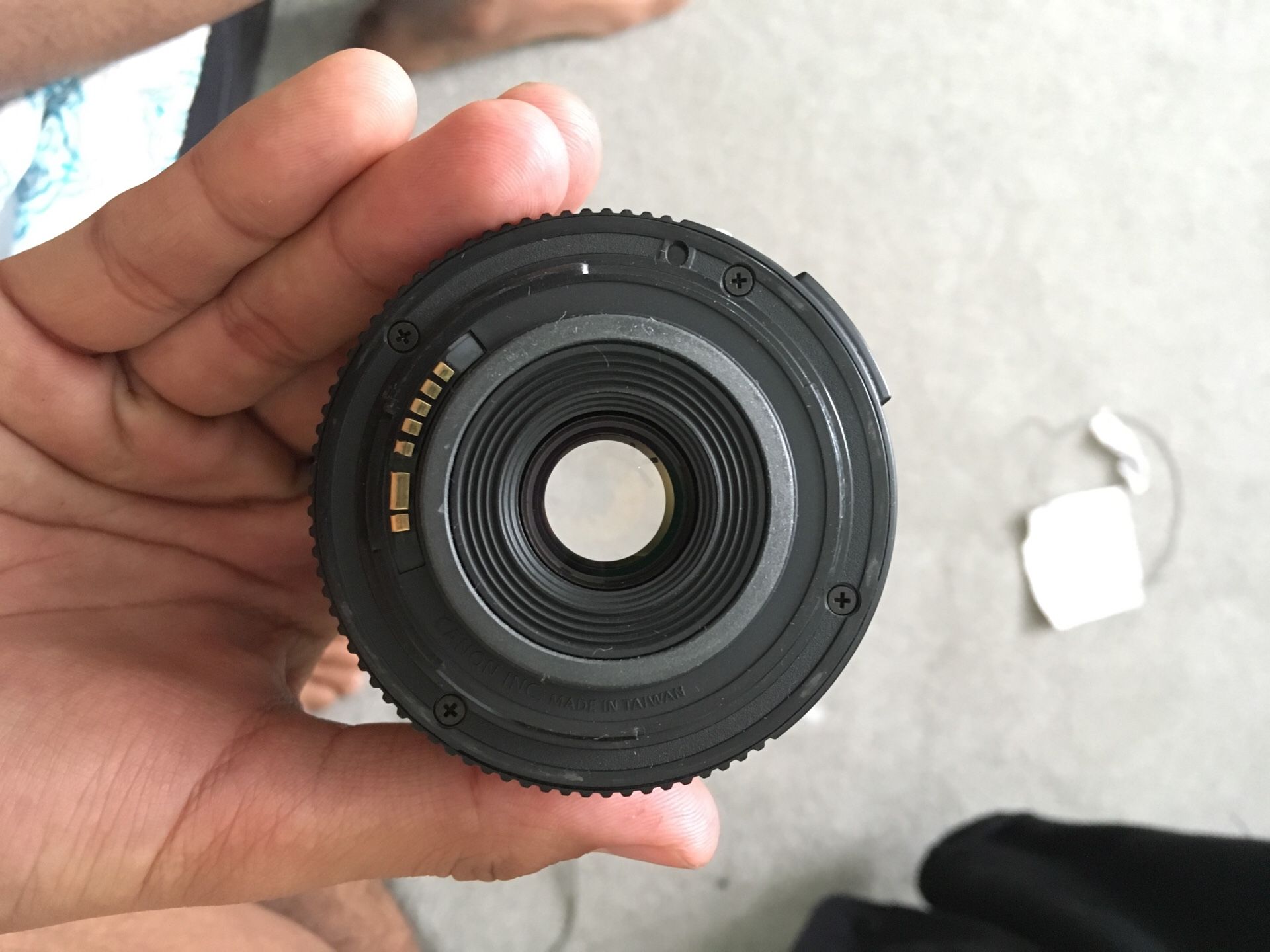 Canon EFS 18-55mm camera lens