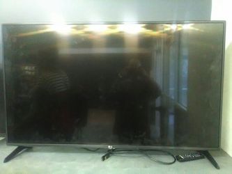 55"LG tv $350