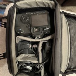 Canon 40D SLR camera with accessories