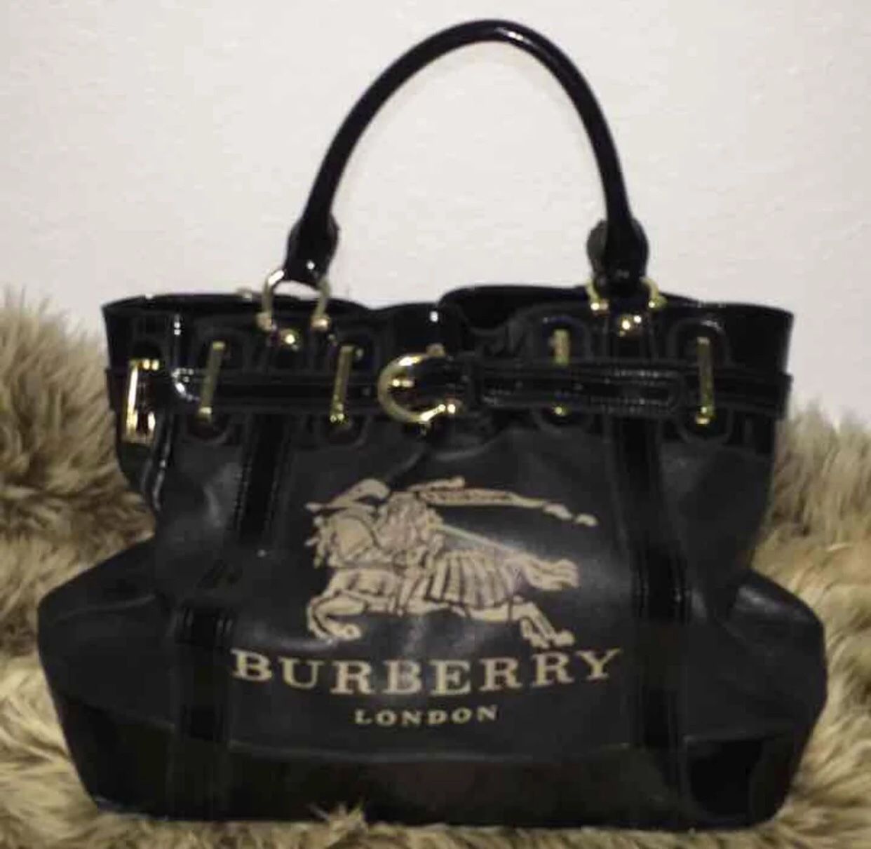 100% authentic rare Burberry bag
