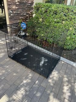 Dog  Crate 42x28x31inch H . Black